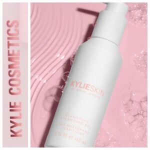 Kylie Skin Clarifying Cleansing Gel